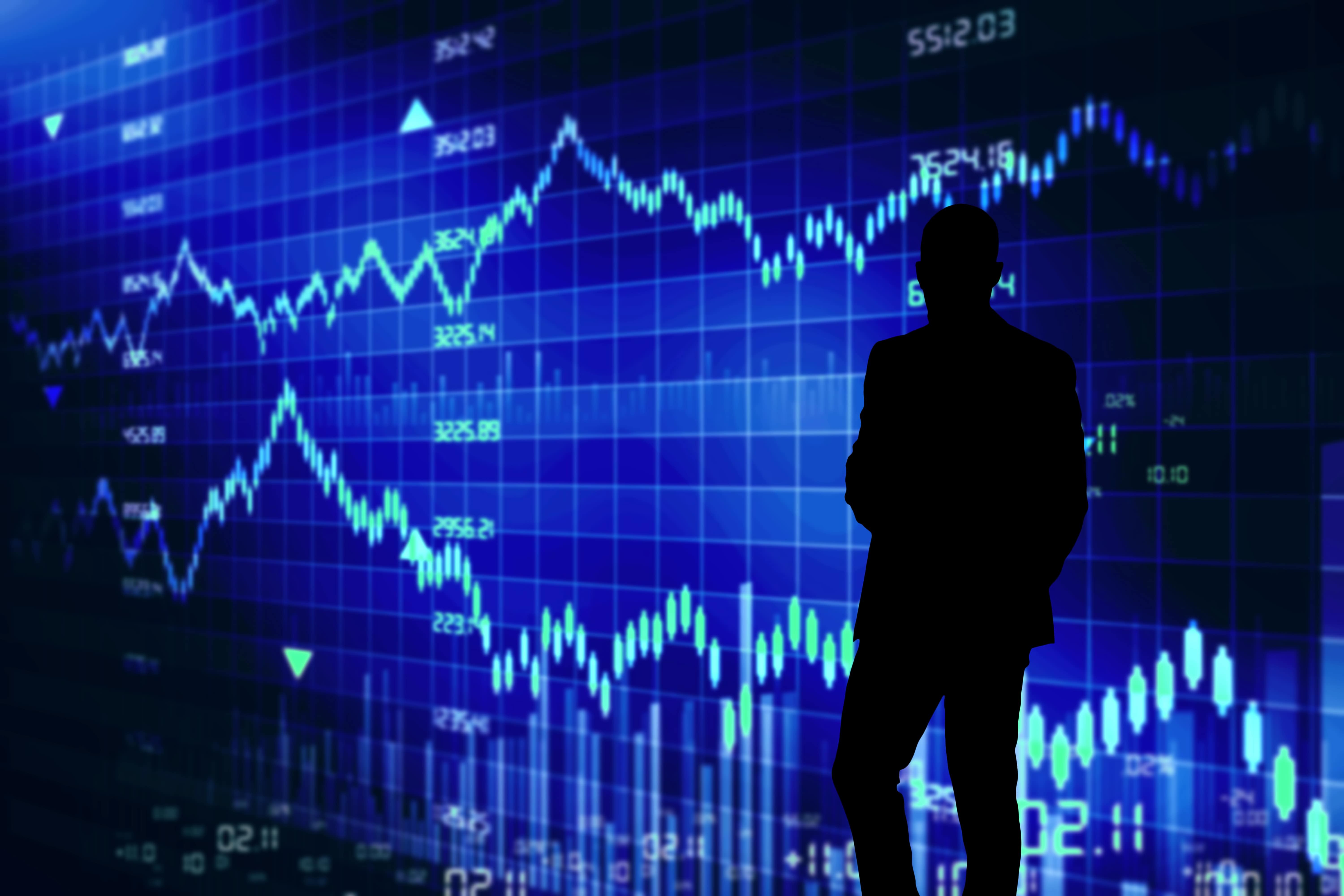 Who is a stockbroker? InvestSmall